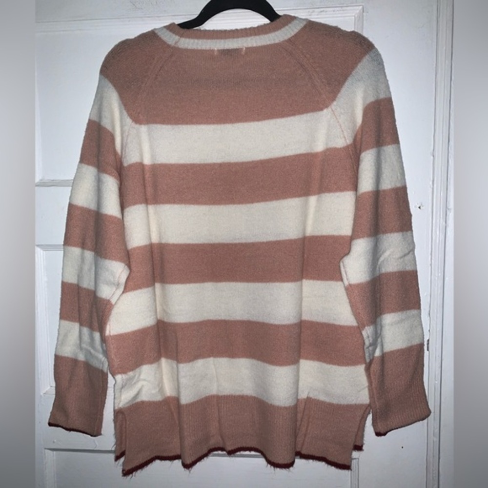 NWOT lush pink and cream striped lightweight sweater size medium - Picture 9 of 11